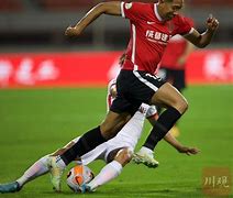 中超加时末段再迎强敌，门兴格拉德巴赫造点机会，主帅态度：球迷炸锅，赛程密集仍需轮换