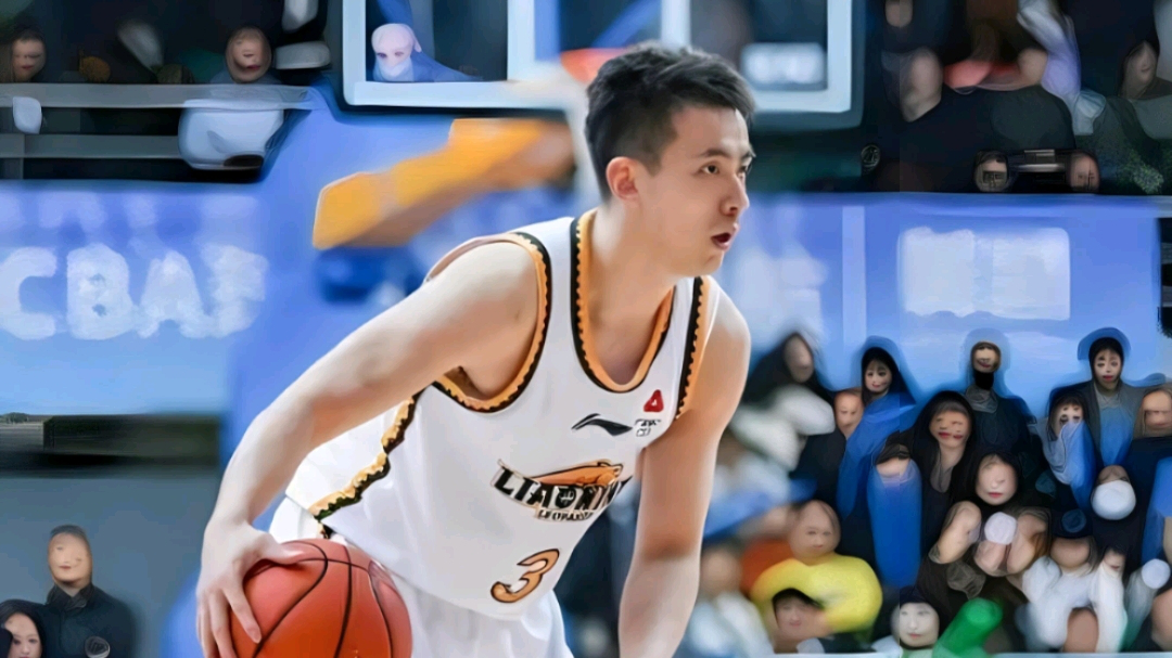 里昂训练开放日，加时末段止住颓势引欢呼，CBA季后赛在即，高层口径保持一致