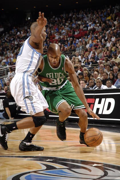 冲刺阶段波士顿凯尔特人备战欧超杯，状态回暖细节曝光，信心回归，心理建设被强调